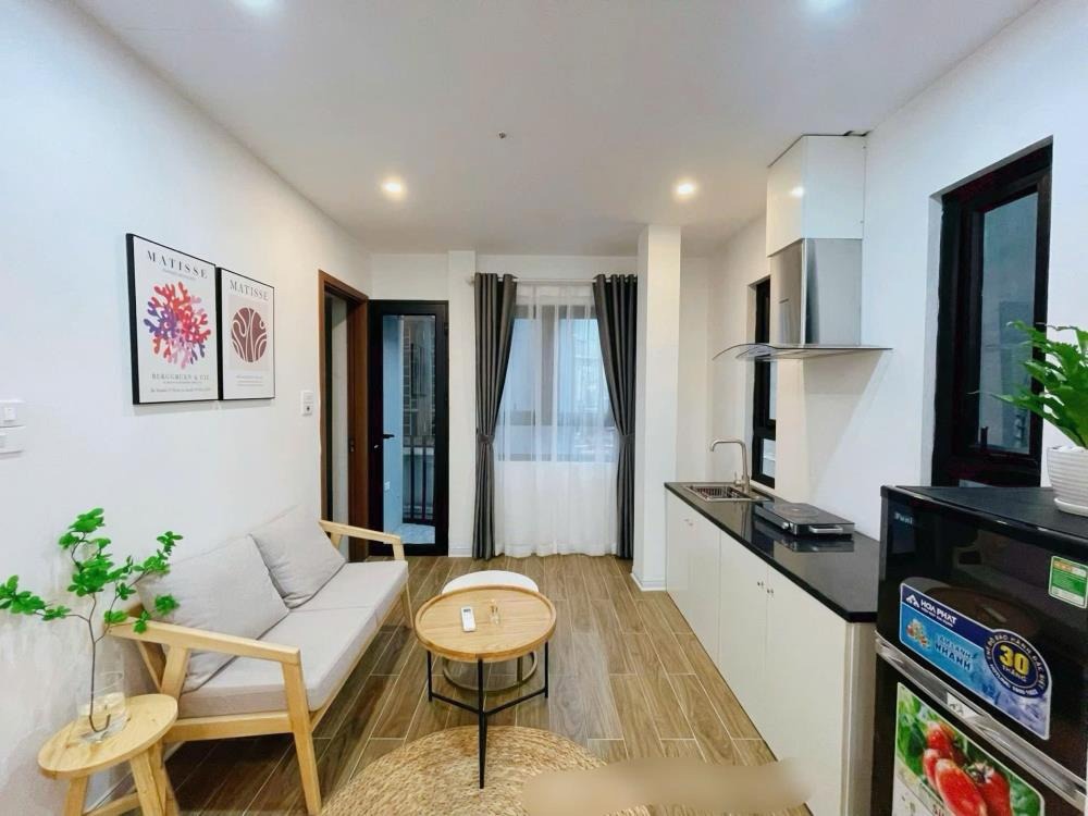 Bán Gấp Tòa Nhà 9 Tầng Mặt Phố, 2 Hầm, Trung Tâm Quận Cầu Giấy