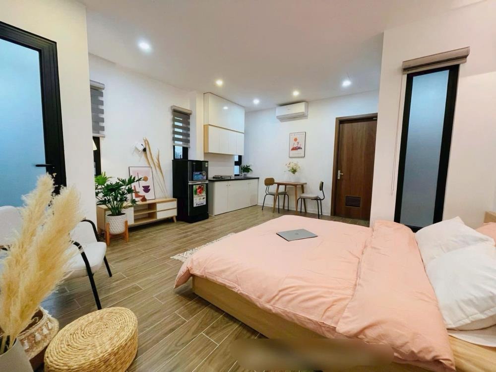 Bán Gấp Tòa Nhà 9 Tầng Mặt Phố, 2 Hầm, Trung Tâm Quận Cầu Giấy