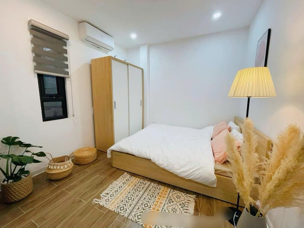 Bán Gấp Tòa Nhà 9 Tầng Mặt Phố, 2 Hầm, Trung Tâm Quận Cầu Giấy
