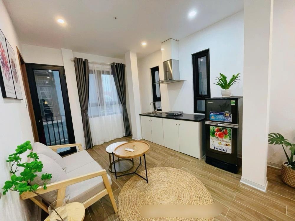 Bán Gấp Tòa Nhà 9 Tầng Mặt Phố, 2 Hầm, Trung Tâm Quận Cầu Giấy