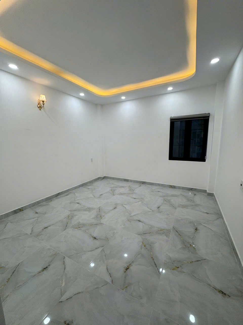 Nhà đẹp Bình Thạnh: 64m2, 3 Lầu, 5PN, Giá 6.5 tỷ - Vị Trí Đắc Địa