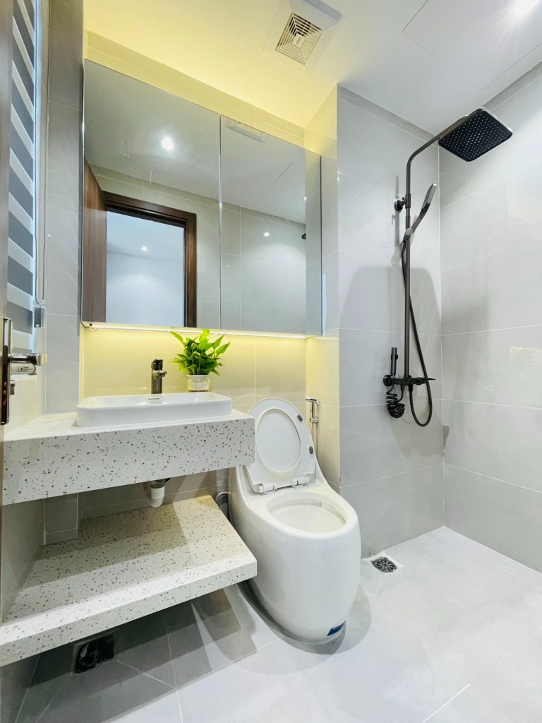 Siêu phẩm Đống Đa: Ngõ ô tô, Kinh doanh đắt, Full nội thất, 5 tầng thang máy