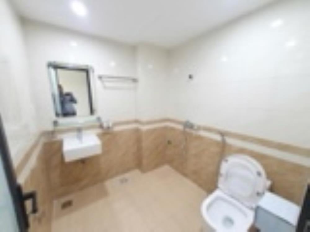 Bán nhà đẹp Hoàng Mai - Ngõ nông, gần phố, sổ phân lô