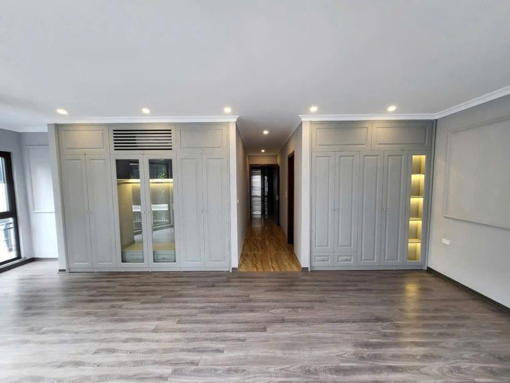 Bán Tòa Nhà 9 Tầng Mặt Phố Góc, Nguyễn Trãi - Vị Trí Đắc Địa, Kinh Doanh Đỉnh Cao
