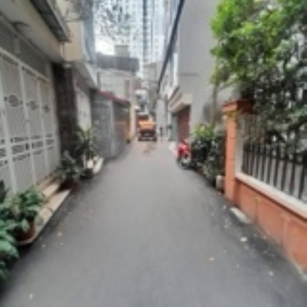 Siêu phẩm hiếm có 7 tỷ oto đỗ - Phân lô Lê Trọng Tấn, Hà Đông
