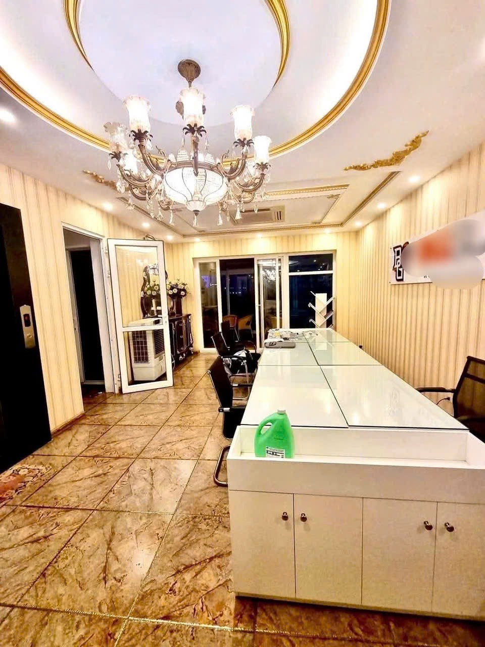 Bán Gấp Tòa Nhà 9 Tầng Mặt Phố Đống Đa - 50 Tỷ Thương Lượng