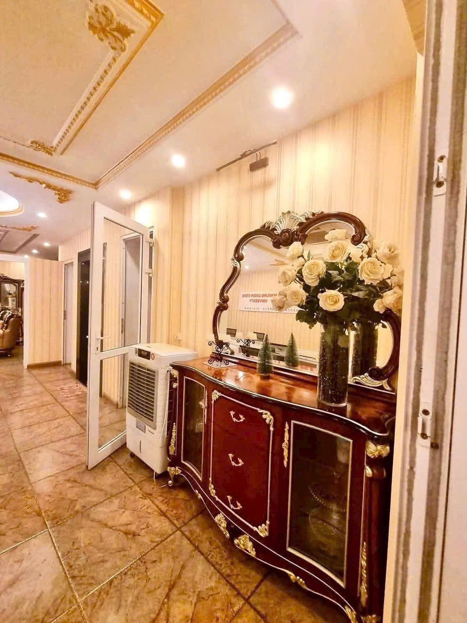 Bán Gấp Tòa Nhà 9 Tầng Mặt Phố Đống Đa - 50 Tỷ Thương Lượng