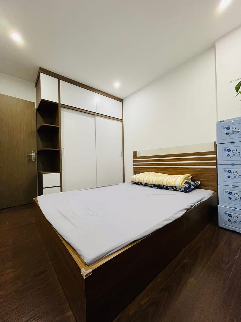 Bán nhà Ngô Quyền, Hà Đông: 43m x 5T, Full Nội Thất, Giá 9 Tỷ XX