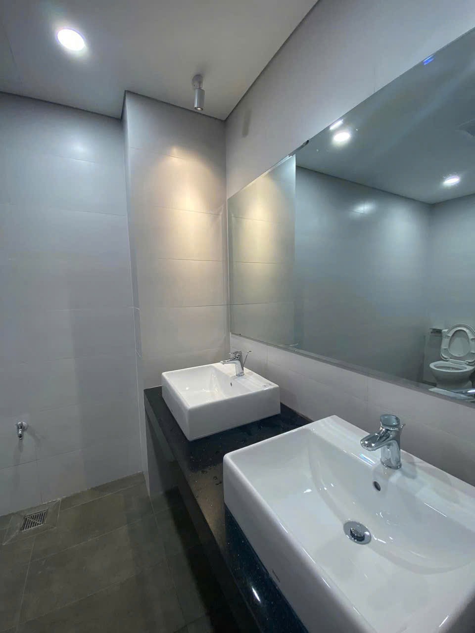 Toà Văn Phòng Phân Lô VIP: Kinh Doanh, Cho Thuê - 8 Tầng, Ô Tô Vào Cửa