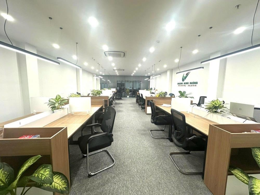 Bán tòa nhà 9 tầng mặt tiền Hoàng Cầu, View Hồ, Kinh Doanh, Giá Tốt