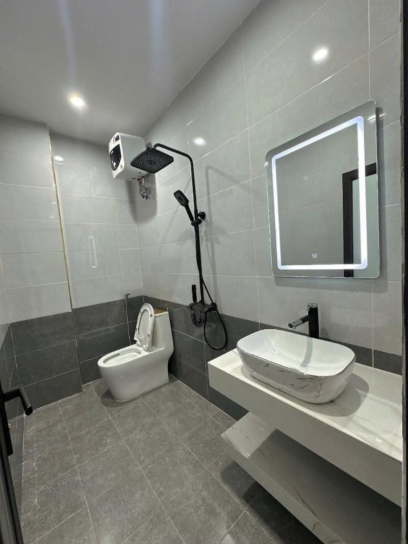 Bán Nhà Bùi Xương Trạch Thanh Xuân - 36m2 x 5 Tầng, Mặt Tiền Rộng