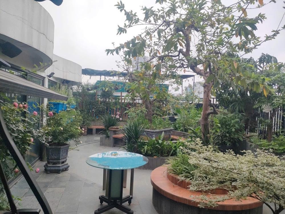 Bán tòa nhà 9 tầng mặt tiền Hoàng Cầu, View Hồ, Kinh Doanh, Giá Tốt