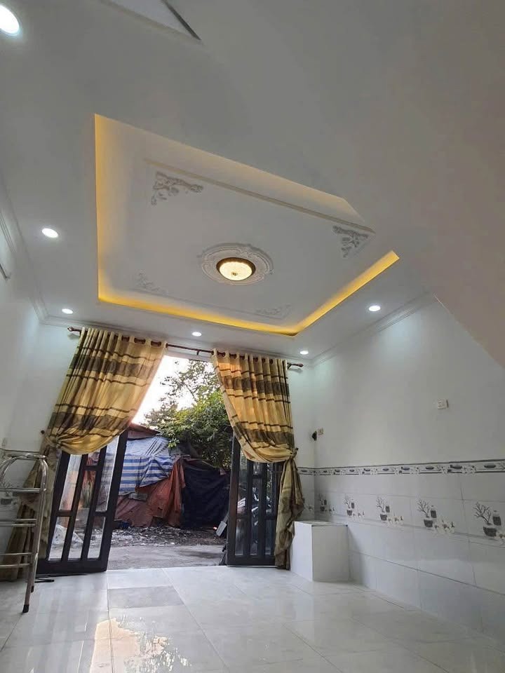 Bán nhà giá rẻ Bình Chánh: Sổ riêng, gần chợ, chủ kẹt tiền