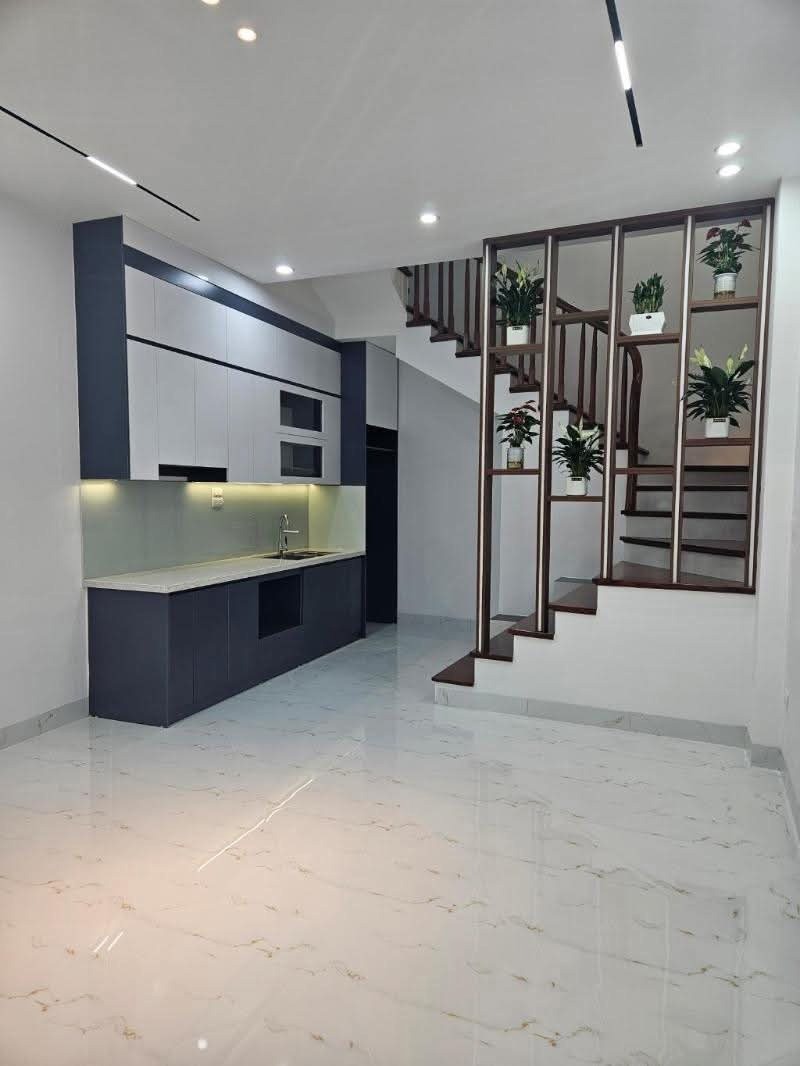 Bán Nhà Bùi Xương Trạch Thanh Xuân - 36m2 x 5 Tầng, Mặt Tiền Rộng