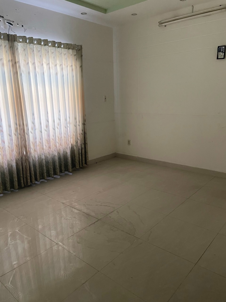 Cho thuê nhà nguyên căn Intresco - Phạm Hùng - 17tr/tháng