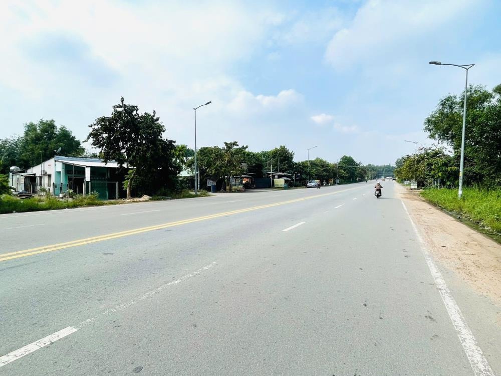 Bán Đất Full Thổ Cư Mặt Tiền Củ Chi - 168m2 SHR - Đầu Tư Sinh Lợi