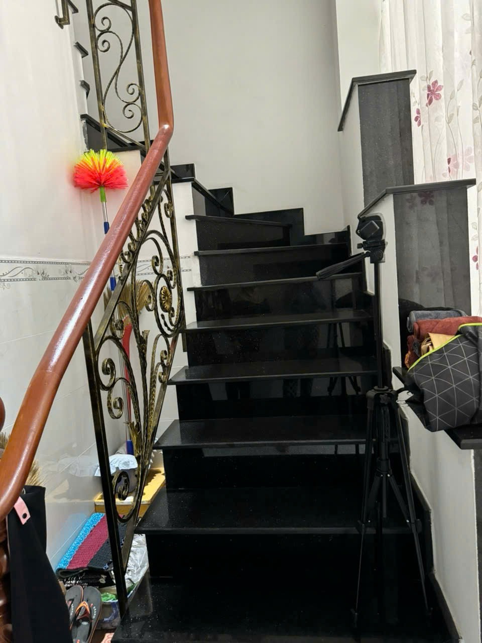 Bán nhà 4 tầng, mặt tiền kinh doanh Quận Bình Tân - Giá Tốt, Pháp Lý Sổ Hồng Riêng