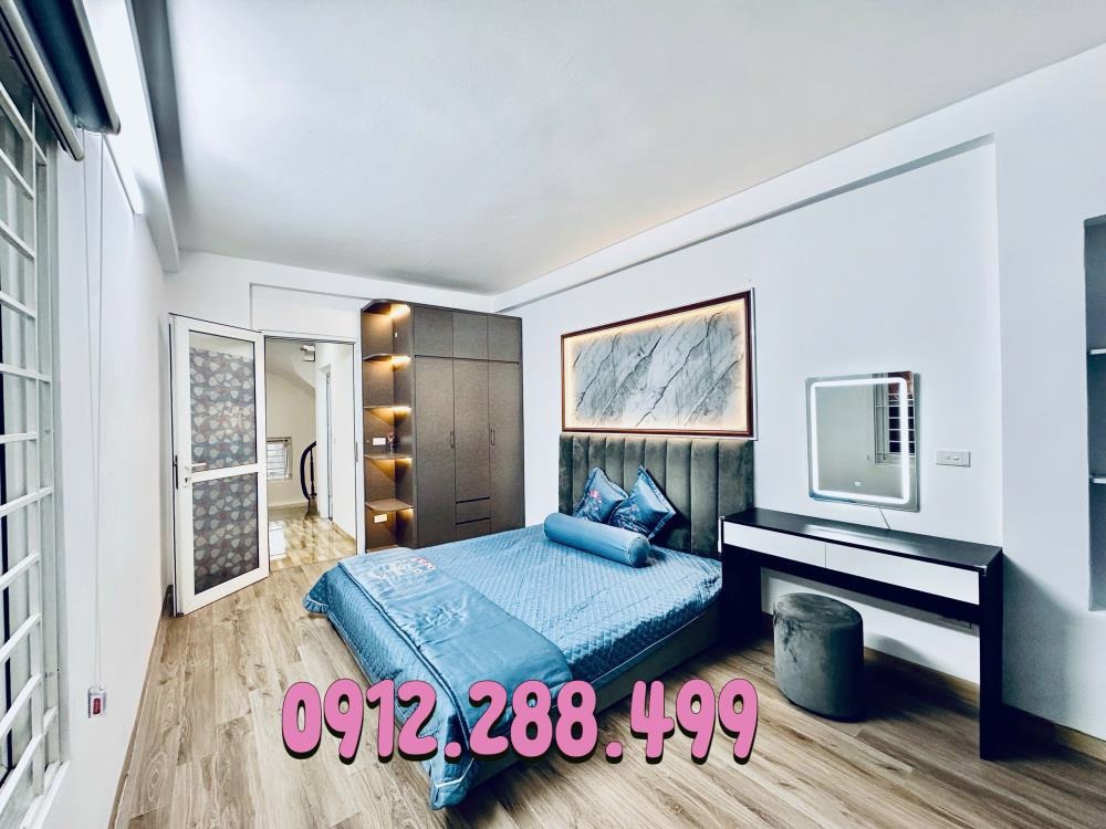 Nhà Phố Trương Định - Hoàng Mai: 5 Tầng, 4 Phòng Ngủ, 6.3 Tỷ