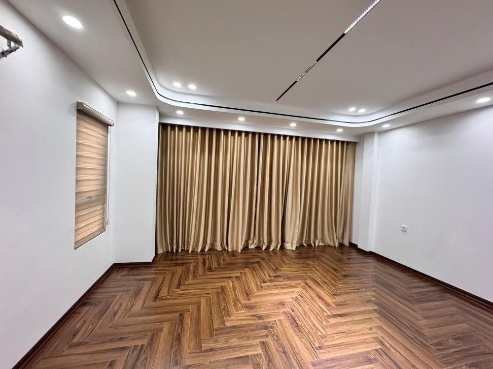 Bán nhà Ngõ Tránh Trần Duy Hưng - 44/55m2, 6 Tầng, 22.5 Tỷ - Vị Trí Đắc Địa