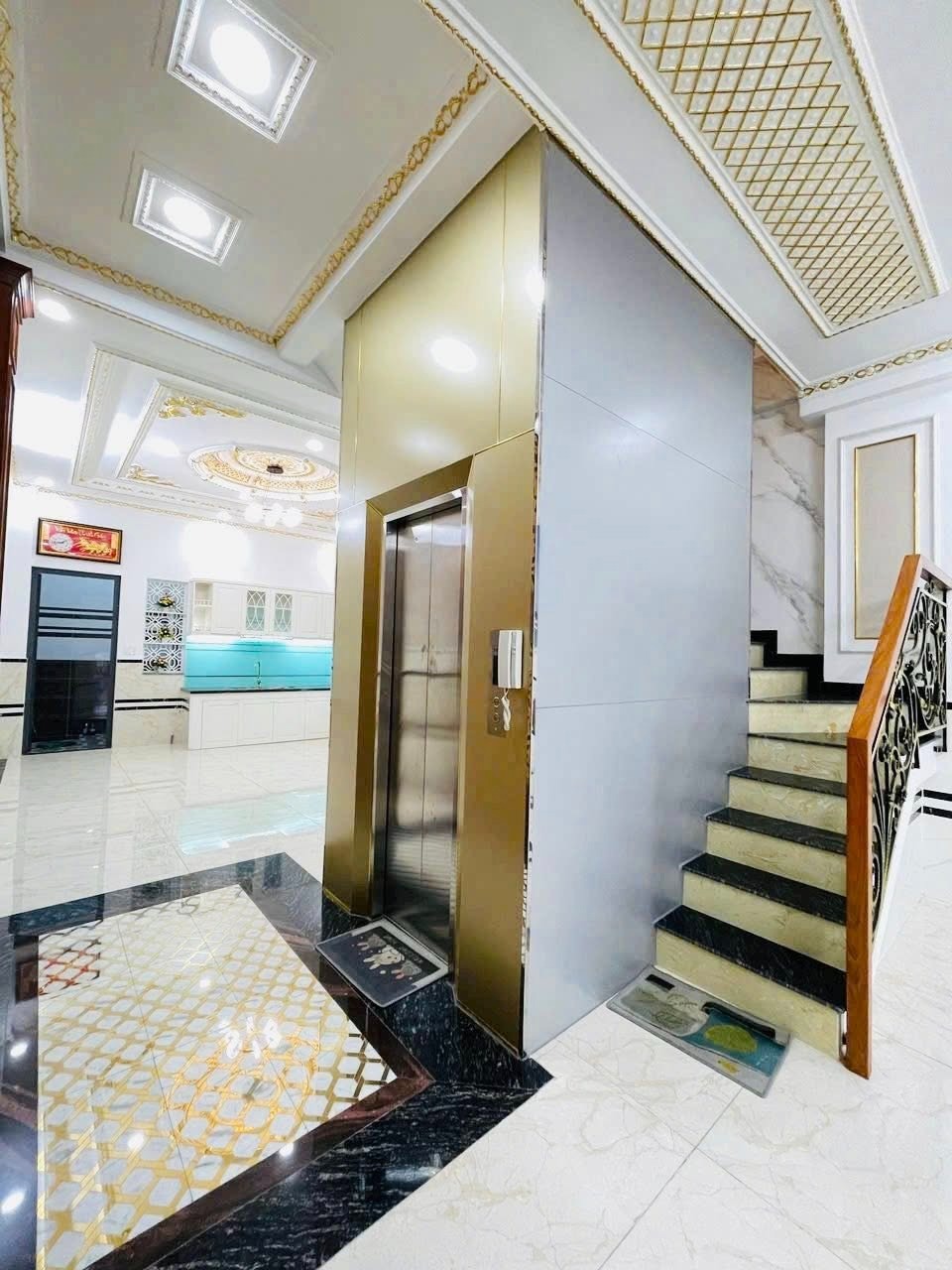 Nhà phố mặt tiền kinh doanh Quận 12 - 5 Tầng, Có Thang Máy