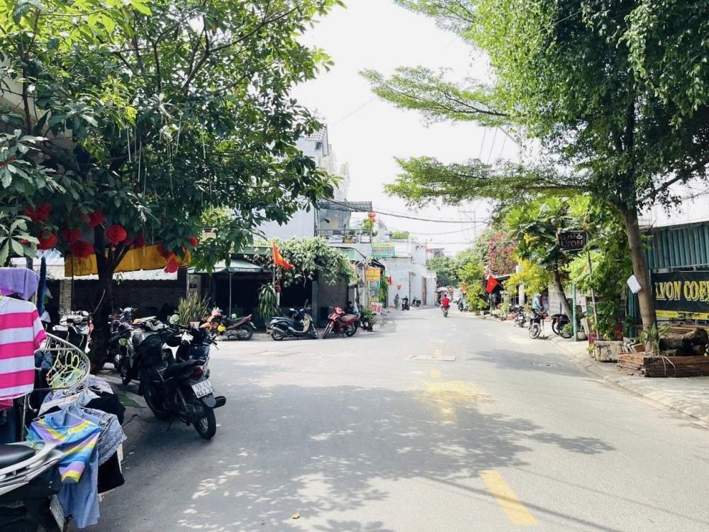 Nhà phố mặt tiền kinh doanh Quận 12 - 5 Tầng, Có Thang Máy