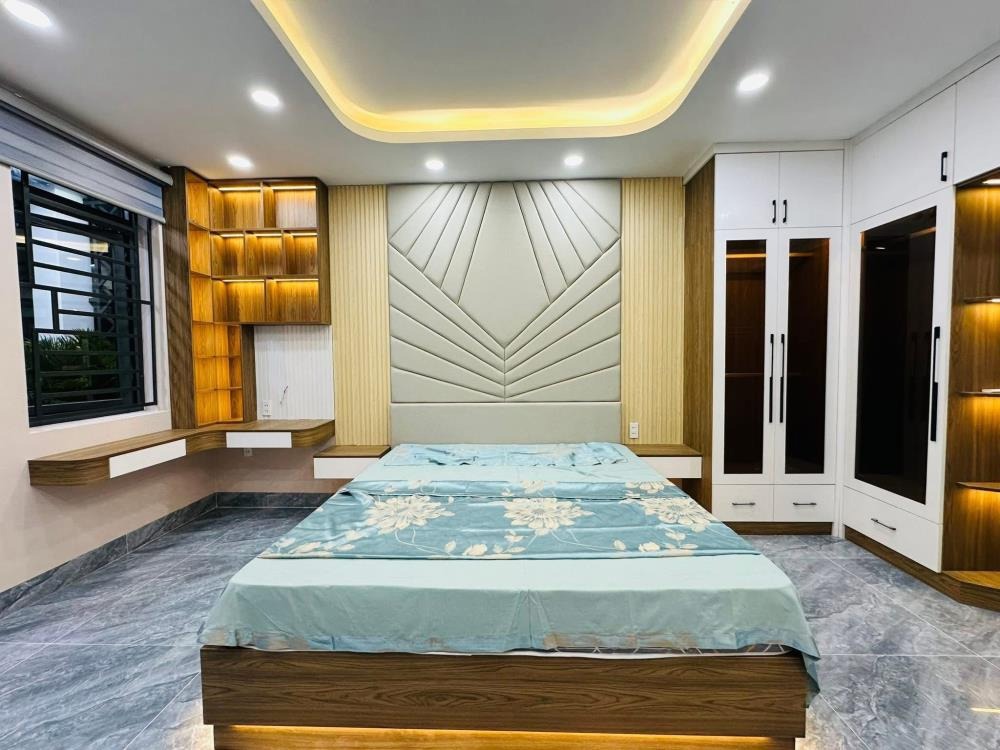 Nhà phố mặt tiền kinh doanh Quận 12 - 7.6 tỷ thương lượng