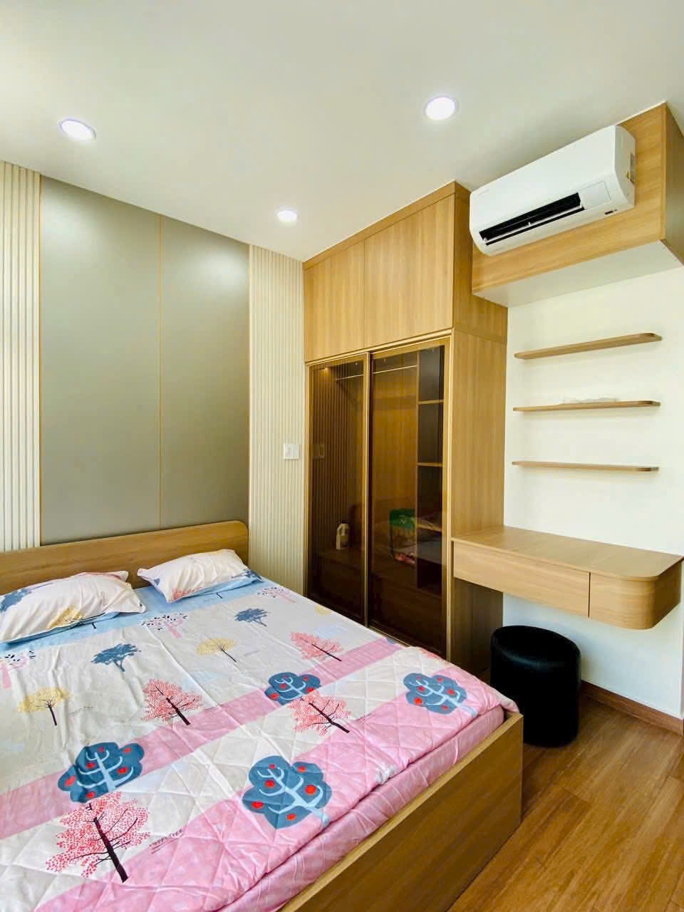 Bán Nhà Gò Vấp: 1 Trệt 3 Lầu, Nội Thất Đầy Đủ, Vị Trí Đắc Địa