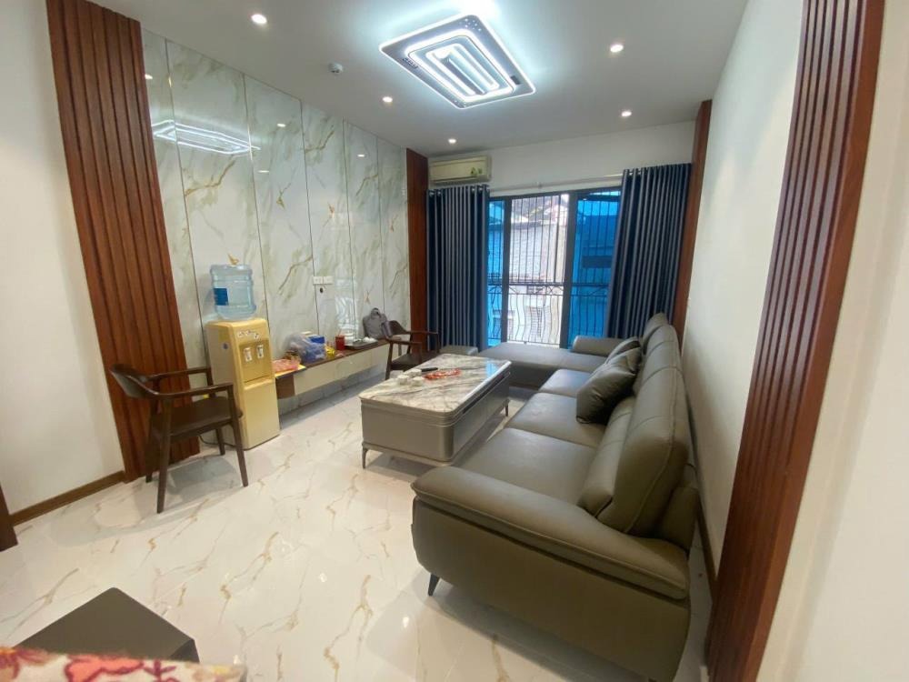 Siêu phẩm phân lô Cầu Giấy: 51m2, MT 4m, Giá 12 tỷ - Vị trí đắc địa, Tiện ích vượt trội