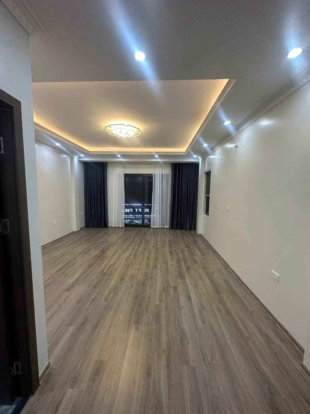 Phân Lô Cầu Giấy - Hoàng Quốc Việt: 55m², Mặt Tiền, Lô Góc, Thông Thoáng