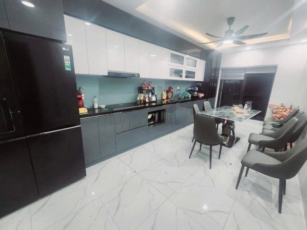 Bán Nhà Đai Từ, Hoàng Mai - Gần Phố, 6 Tầng, 8.9 Tỷ