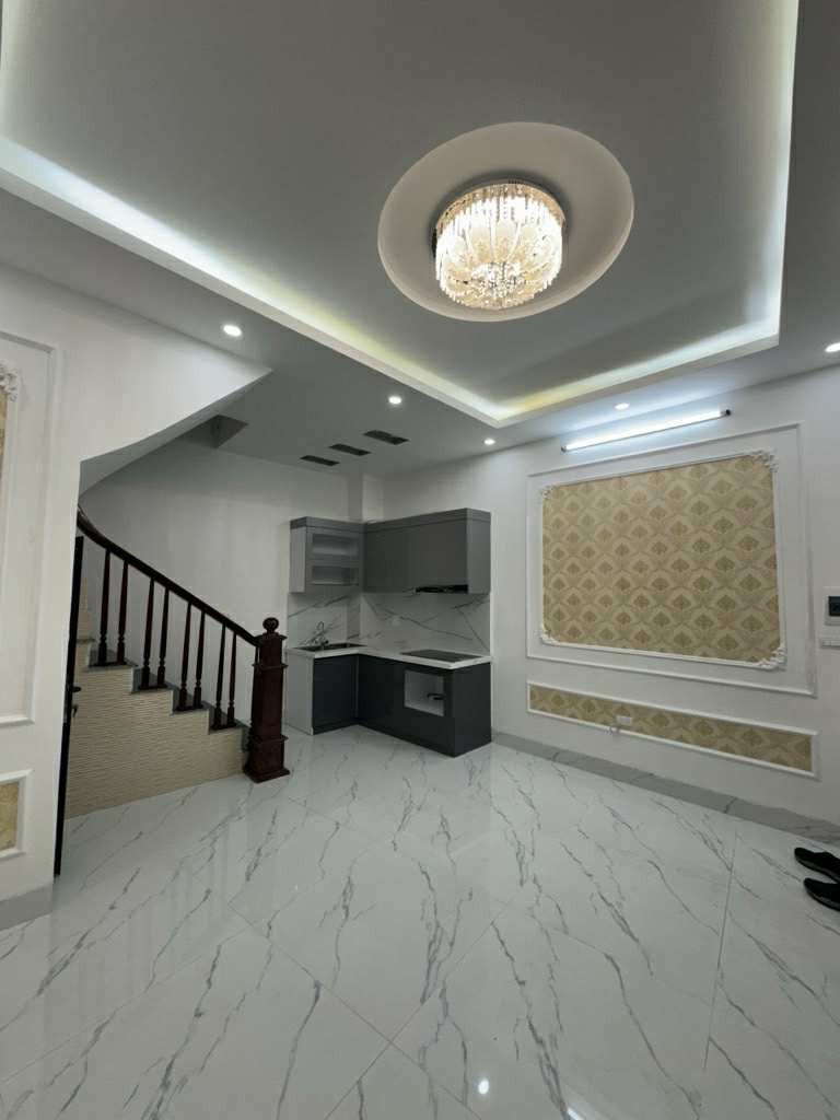Bán nhà riêng 4 tầng, ngõ Chợ Khâm Thiên - Vị trí đẹp, tiện ích đầy đủ