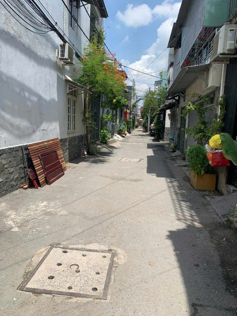 Bán Gấp Nhà Thủ Đức, 58.2m², 1 Trệt 1 Lầu, Giá 4.35 Tỷ TT Linh Đông