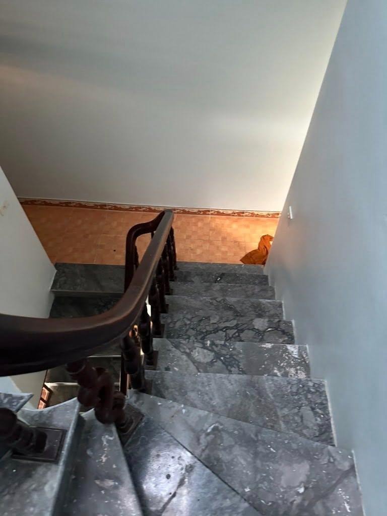 Bán nhà Hà Đông - Ngô Quyền - 35m2 - 6.8 tỷ - 5 tầng - Ô tô - Kinh doanh