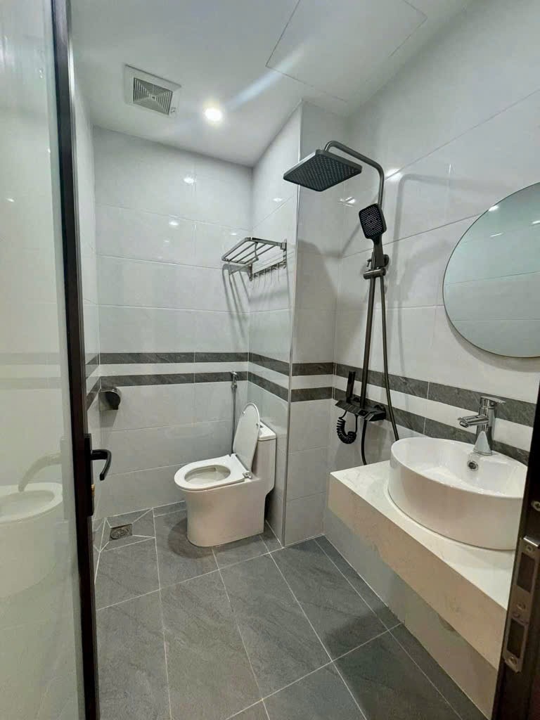 Bán Tòa Căn Hộ 7 Tầng, Thang Máy, Full Nội Thất, Trung Tâm Ba Đình