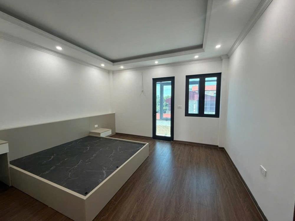 Bán Nhà Phố Hồ Bồ Đề - 70m2 - Kinh Doanh Đỉnh Cao - 23 Tỷ
