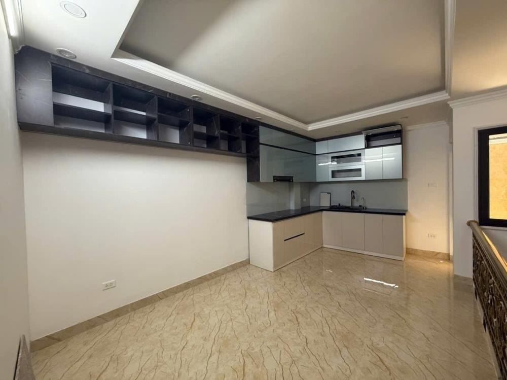 Bán Nhà Phố Hồ Bồ Đề - 70m2 - Kinh Doanh Đỉnh Cao - 23 Tỷ