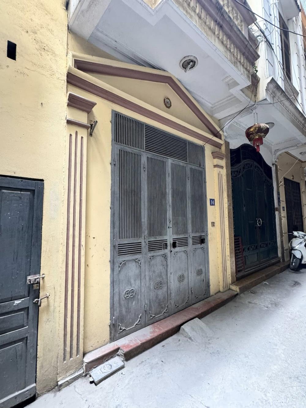 Bán Nhà Đẹp Phân Lô Quân Đội - Tây Hồ - Giá 10.85 Tỷ