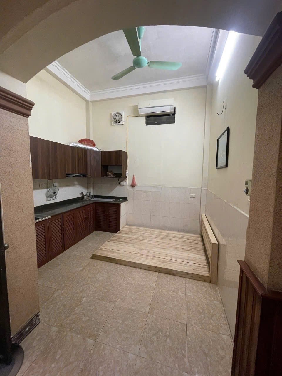 Bán Nhà Đẹp Phân Lô Quân Đội - Tây Hồ - Giá 10.85 Tỷ