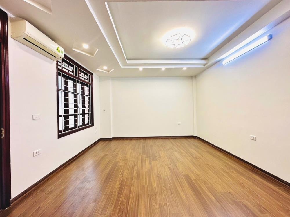 Bán Nhà Cầu Giấy 6 Tầng, Thang Máy, Vị Trí Đắc Địa