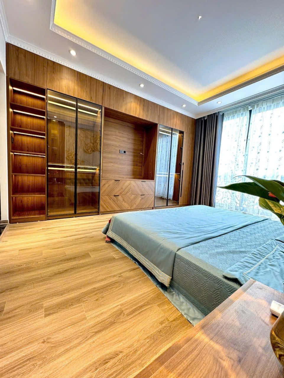 Nhà Mới Yên Hòa - Sổ Đỏ Nở Hậu - Nội Thất Nhập Khẩu - Giá 7.5 Tỷ