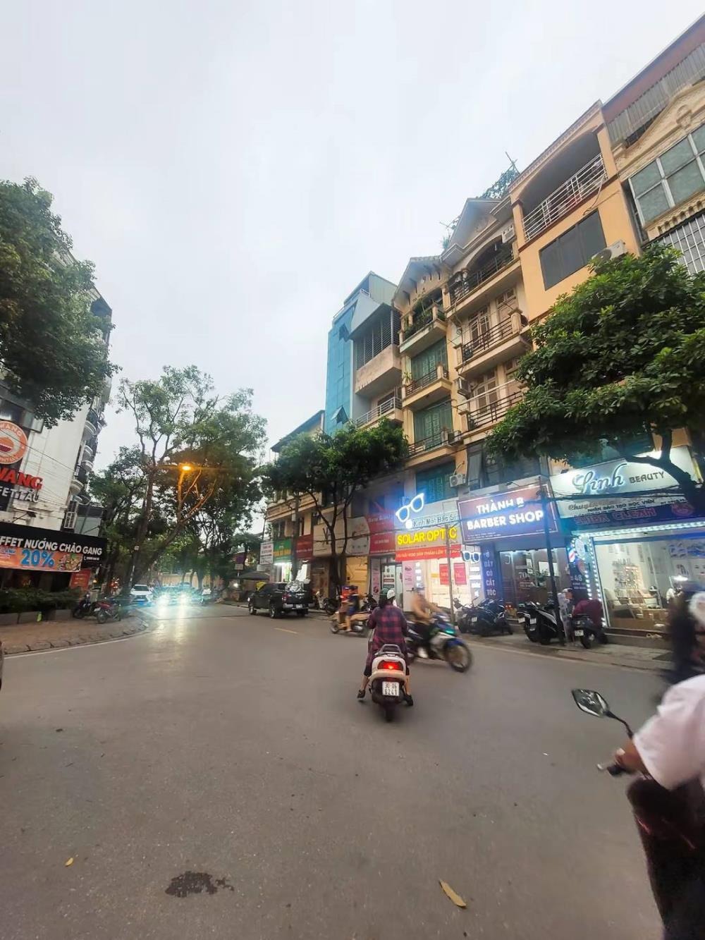 Bán Nhà Mặt Phố Hà Đông - 36m2, Giá Tốt - Kinh Doanh Sầm Uất