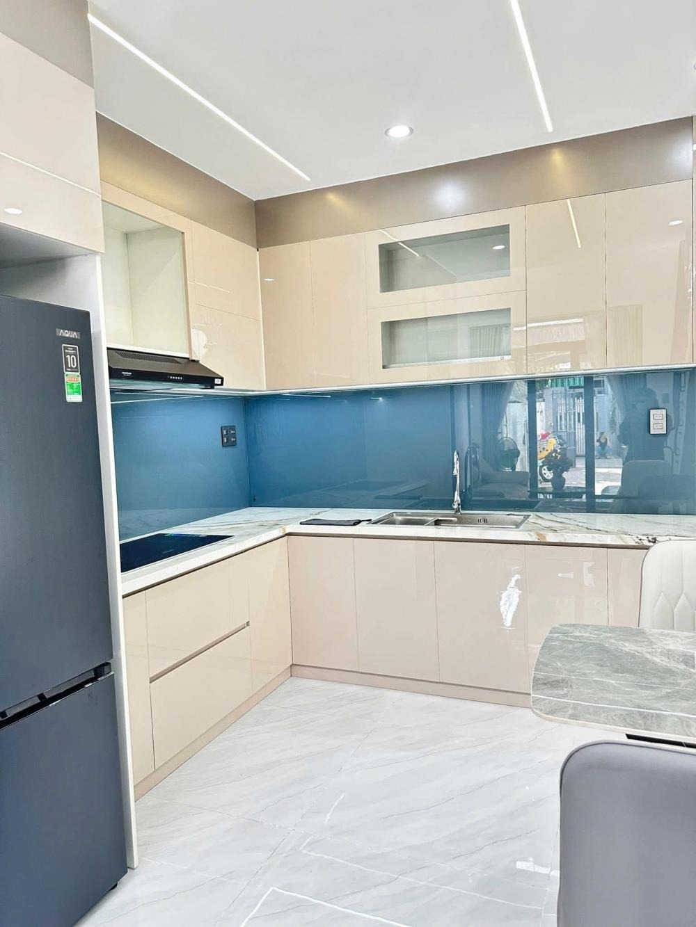 Nhà Lô Góc Tây Mỗ - Giá Chỉ 6.14 Tỷ - Vị Trí Đắc Địa