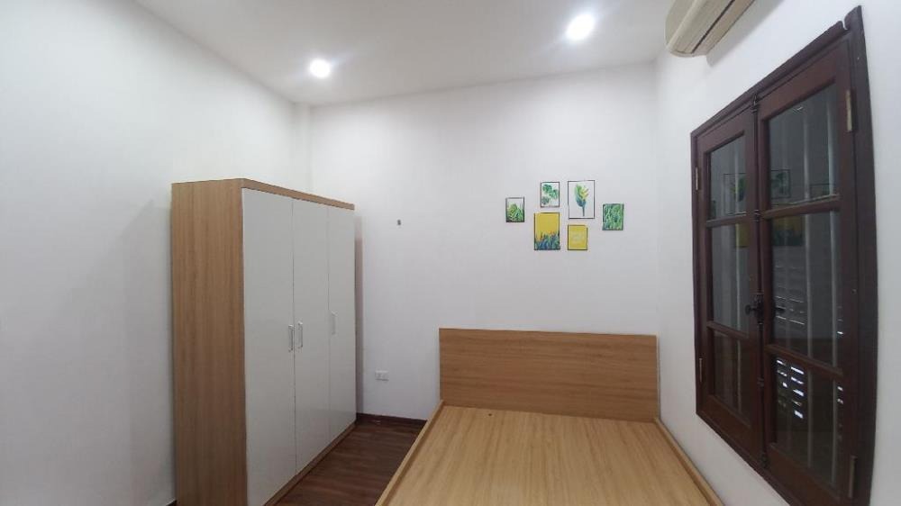 Nhà đẹp Đội Cấn, Ba Đình: 35m2, 4 tầng, ô tô đỗ cửa, giá 14 tỷ