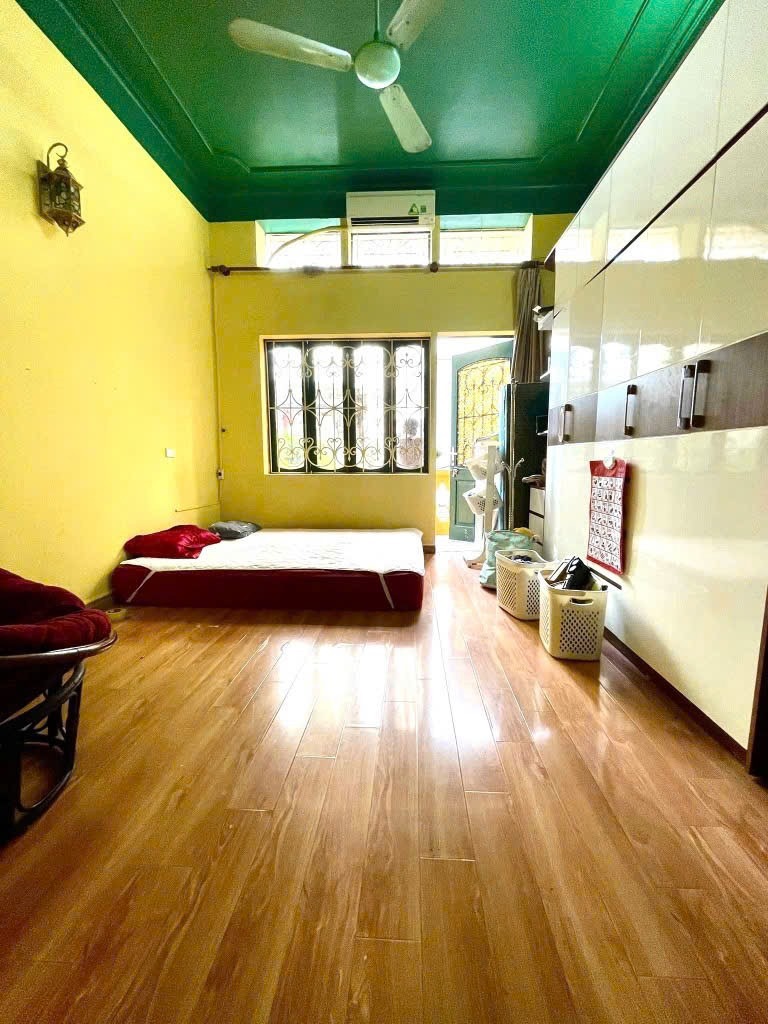 Nhà Đẹp Ba Đình - Giá Rẻ, Vị Trí Đắc Địa, Vào Ở Ngay