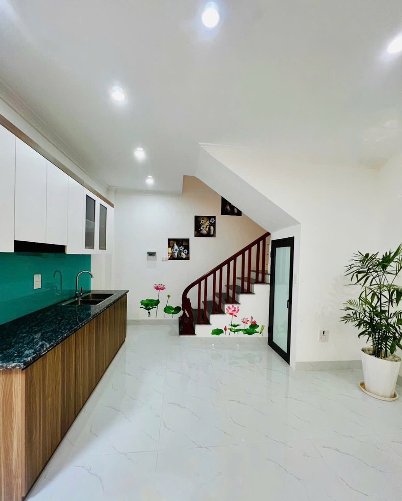 Bán nhà Hà Đông: 5 Tầng, Full Nội Thất, 35m² - 4.39 Tỷ