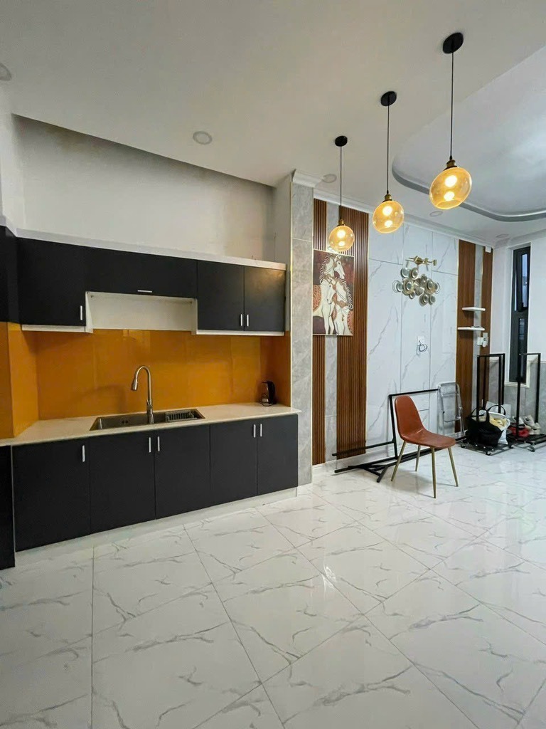 Nhà phố Phú Nhuận 36m2, 3 Lầu, Nở Hậu, Gần Mặt Tiền - 7.6 Tỷ