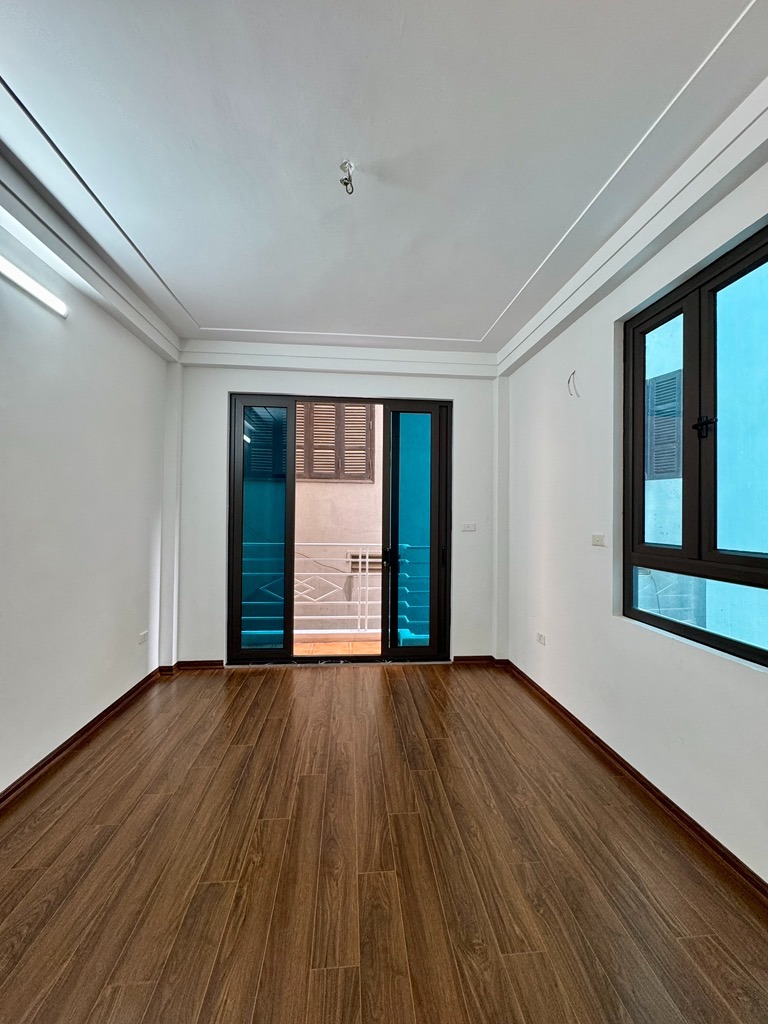 Bán nhà lô góc Nguyễn Đức Cảnh - 25m² - 4 Tầng - Giá 6.15 tỷ