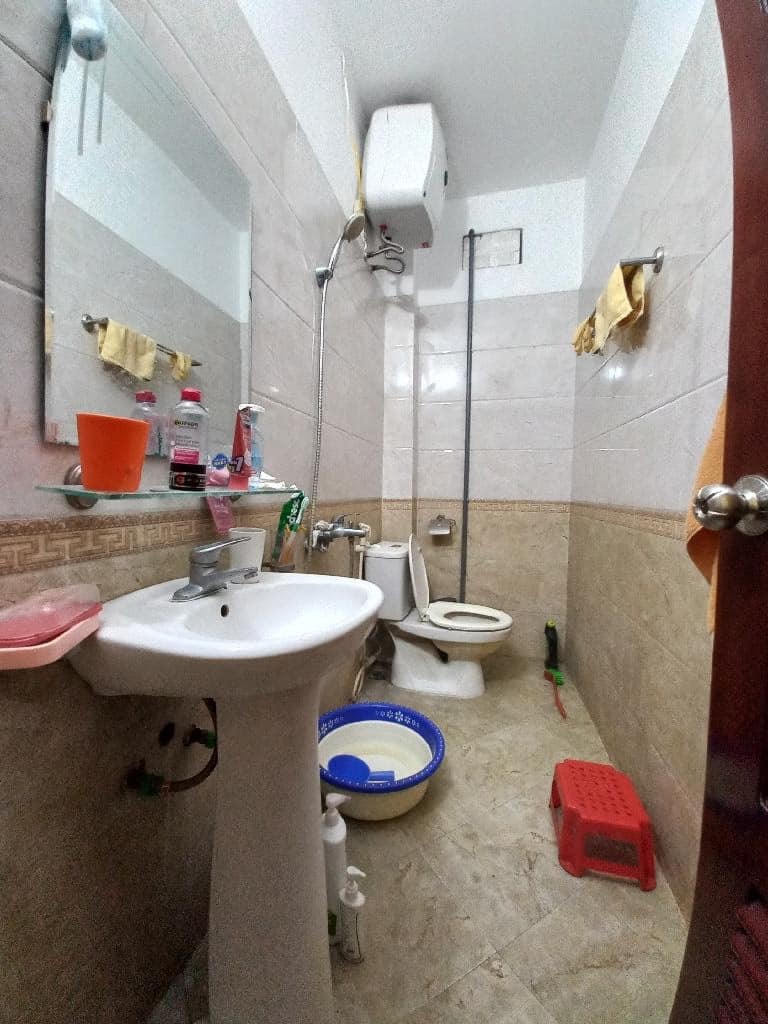 Hiếm Nhà Trường Chinh - 50m2 - 5 Tầng - 7.7 Tỷ
