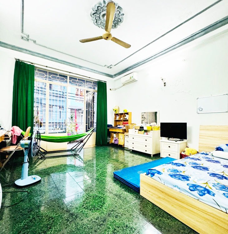 Nhà Mặt Tiền 4 Tầng Tân Bình: 4.6x15m, Giá Tốt - Tuấn 0907980602