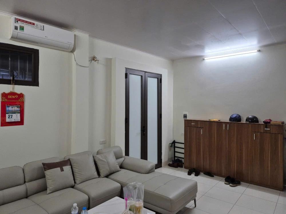 Bán nhà ngõ 214 Nguyễn Xiển - Thanh Xuân - Hà Nội - 3.8 tỷ Full Nội Thất